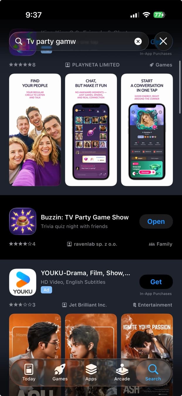 Resultados de búsqueda de App Store donde la ficha de Buzzin muestra solo icono, título y valoración sin capturas, mientras que las apps de arriba y de abajo muestran tres imágenes cada una